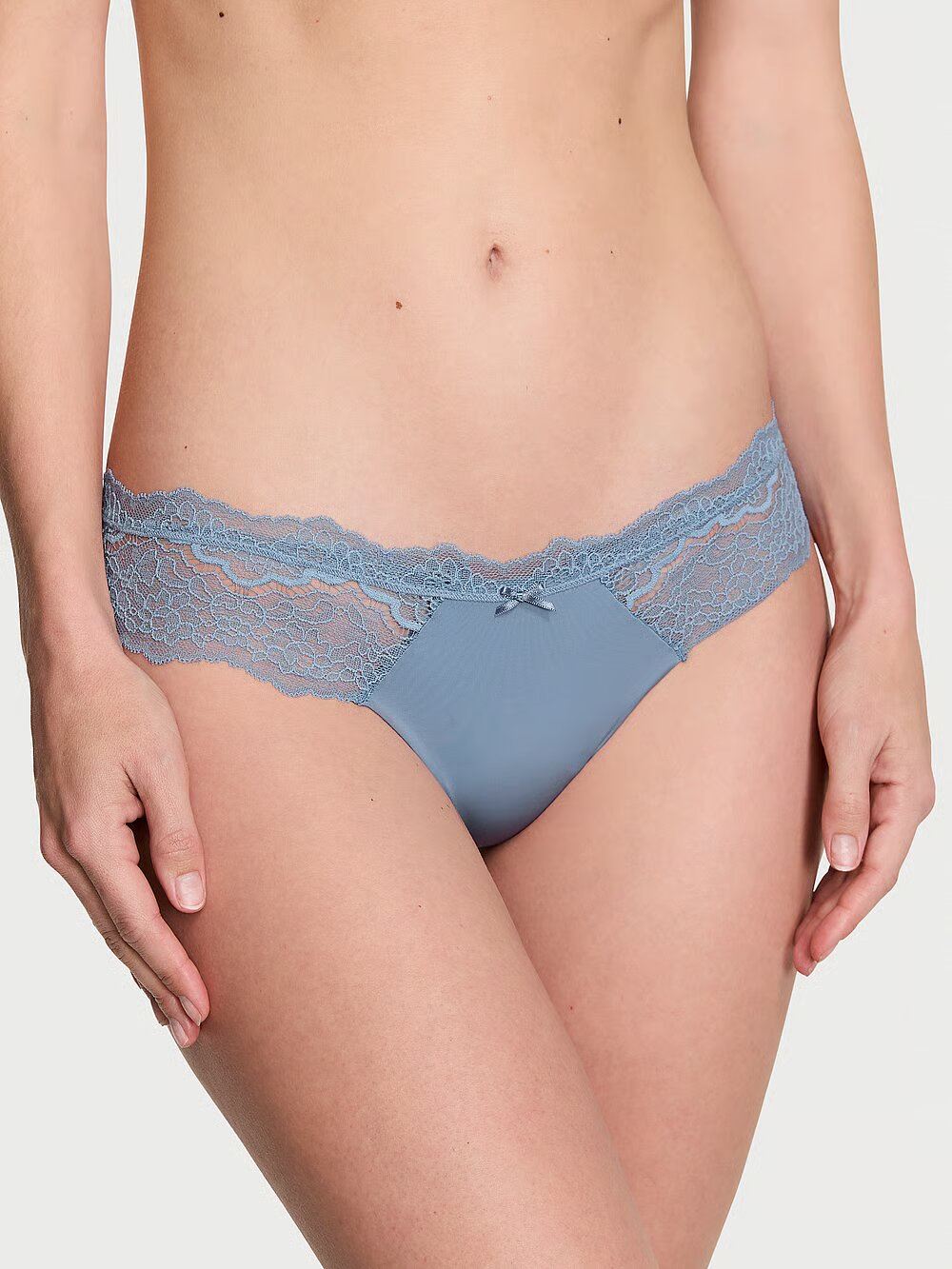 Трусики DREAM ANGELS Lace-Trim Thong Panty Victoria's Secret