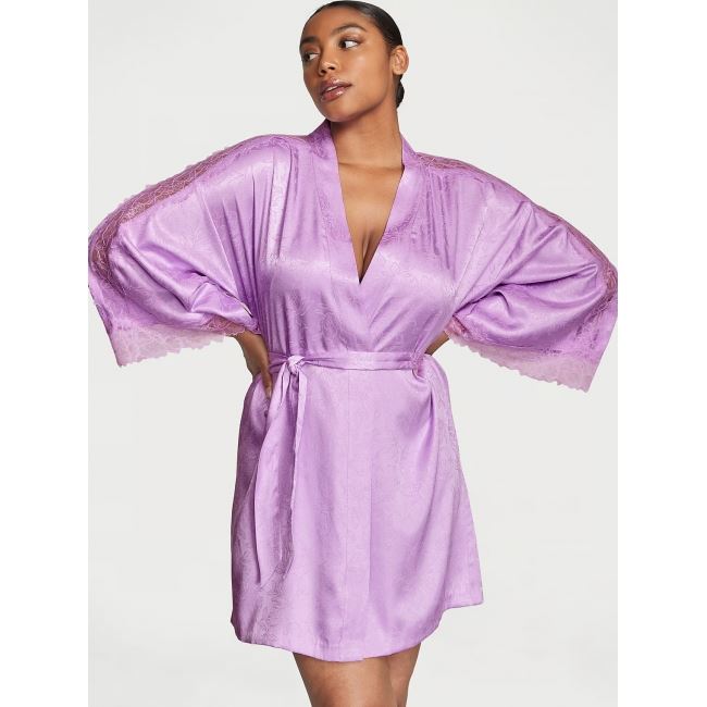 Халат з мереживними вставками Victoria's Secret Lace Inset Jacquard Robe, Бузковий