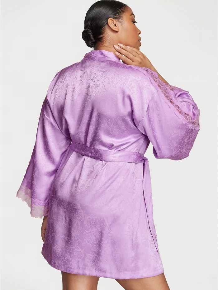 Халат з мереживними вставками Victoria's Secret Lace Inset Jacquard Robe, Бузковий