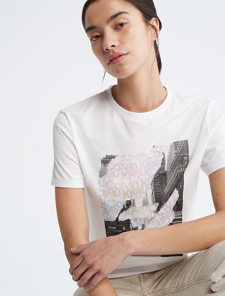 Жіноча стильна футболка Calvin Klein