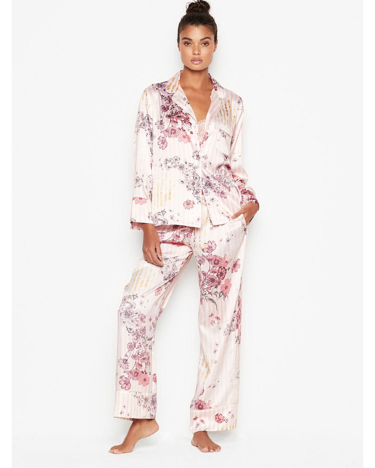 Сатинова піжама VICTORIA’S SECRET THE SATIN LONG PJ SET LIGHT PINK FLORAL STRIPES