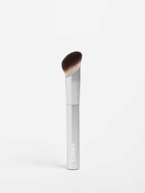 MAKEUP BRUSH blush&contouring UNICO - кісточка-пензлик для макіяжу