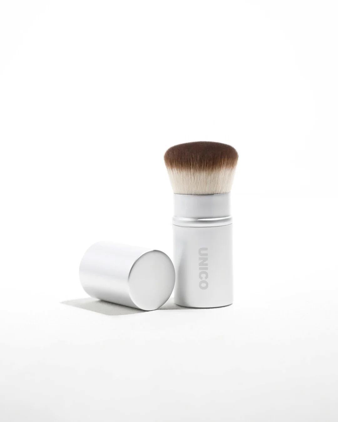 KABUKI BRUSH UNICO - кісточка-пензлик для макіяжу