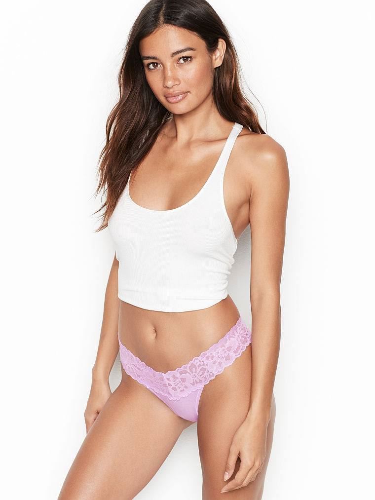 Мереживні Стрінги Victoria's Secret Lace Panty
