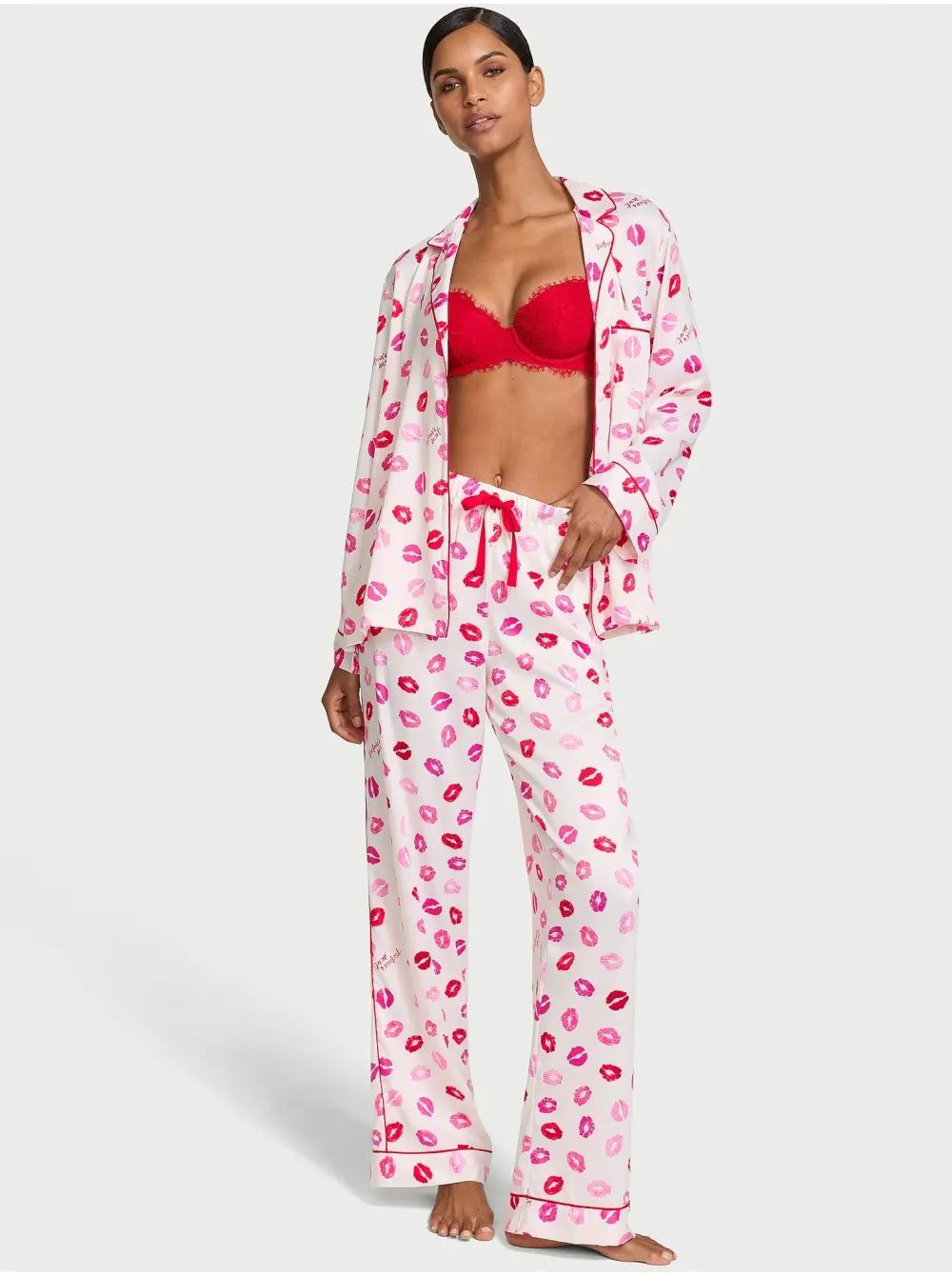 Піжама Victoria's Secret Glazed Satin Long Pajama Set Coconut White & Lipstick Kisses
