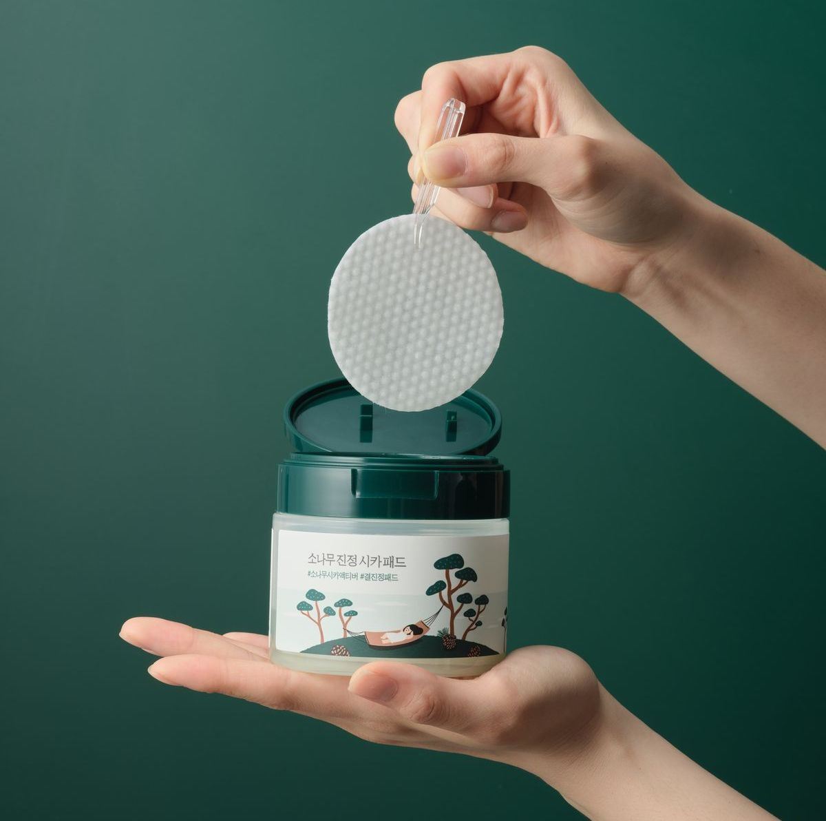 Round Lab - Заспокійливі педи для обличчя з екстрактом центелли - Pine Calming Cica Pad - 50шт