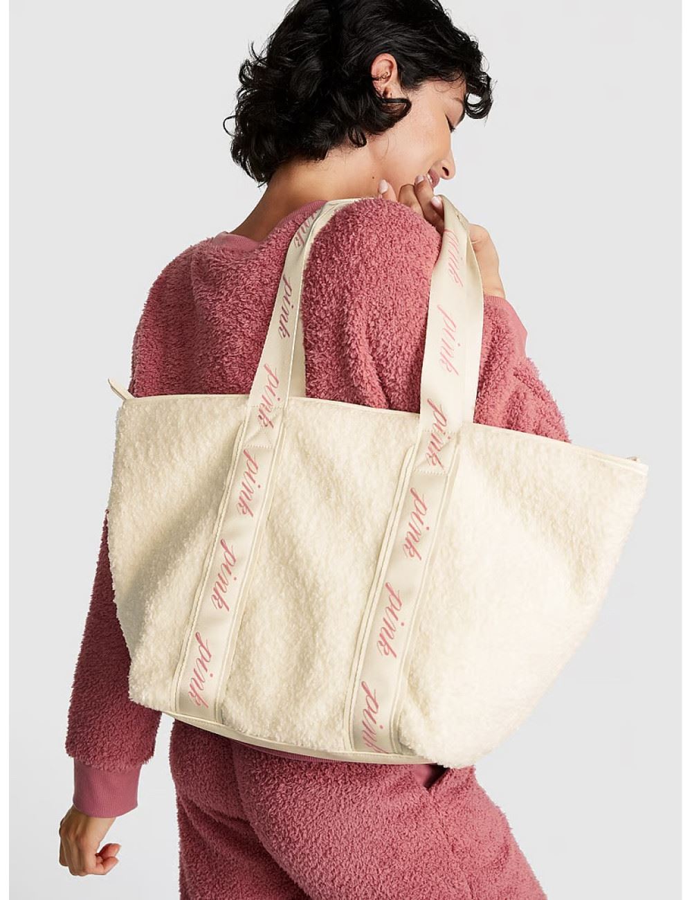 СУМКА VICTORIA’S SECRET COZY PLUSH TOTE